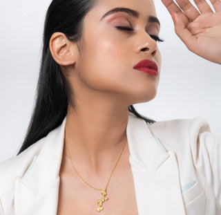 Necklace Contemporary Wear - Gold Ginkgo Pendant by Putstyle