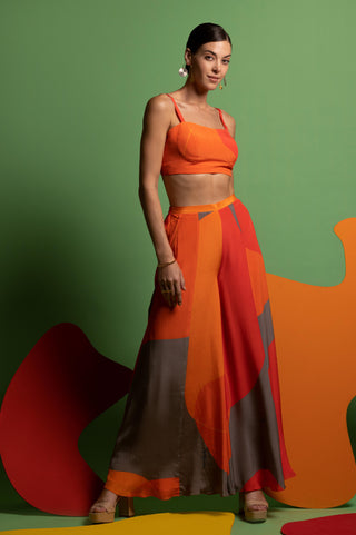Multicolor bustier with wide legged pants