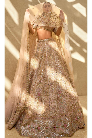 Zardozi Lehenga Set Indian Wedding Pink Couture by Tamanna Punjabi Kapoor