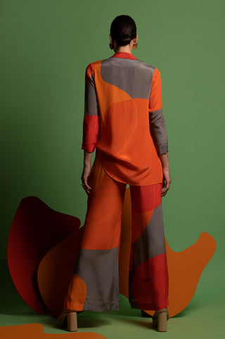 Multicolor shirt and slit pants