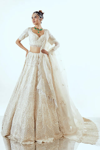 Ivory Henna Lehenga Set for Indian Wedding – Parse Resham Elegance by Pallavi Poddar