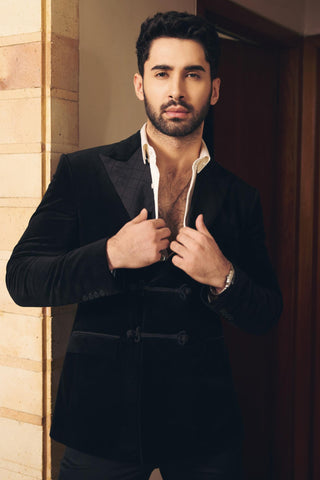 Black velvet peak lapel double breasted knot closure tuxedo set