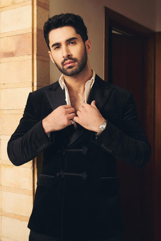 Black velvet peak lapel double breasted knot closure tuxedo set