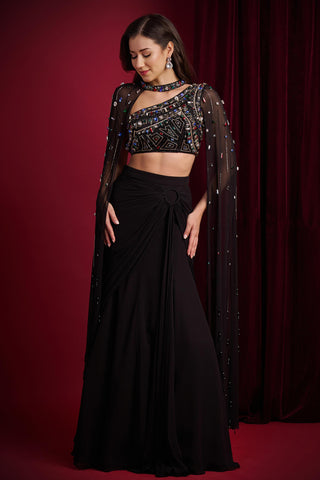 Lehenga Set for Indian Weddings – Black Vira by Aayushi Maniar