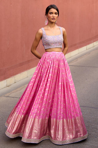 AC32 by Chamee & Palak Anam Cara at Mrs. G
