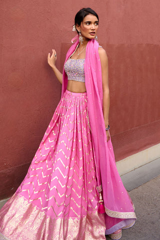 AC32 by Chamee & Palak Anam Cara at Mrs. G