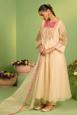 White bahaar bela kurta set