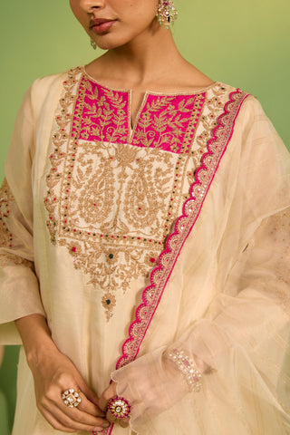 White bahaar bela kurta set