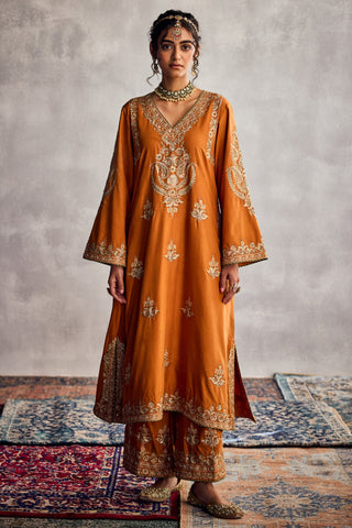 Orange forever vows anti-fit kurta pants set