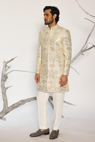 Beige stardust moonray gleam indo