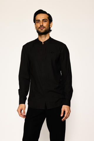 Black stardust nova thread shirt