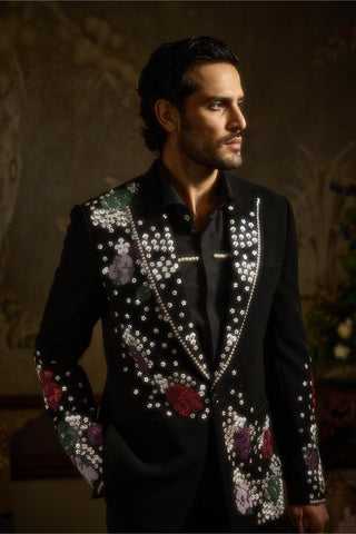 Black stardust flora nova tuxedo