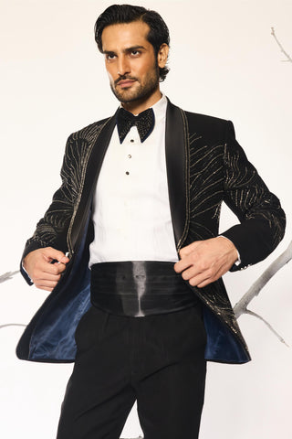 Black stardust bloom tuxedo