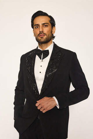 Black stardust obsidian ray tuxedo