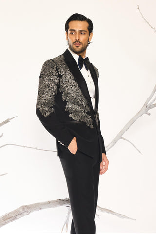 Black stardust stellar bloom tuxedo