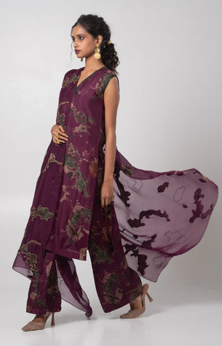 Deep purple sleevless kurta with flared trouser and appliqued dupatta