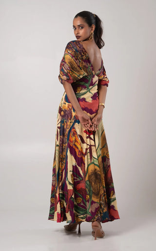 Multiclored fitted maxi with pleated bodice