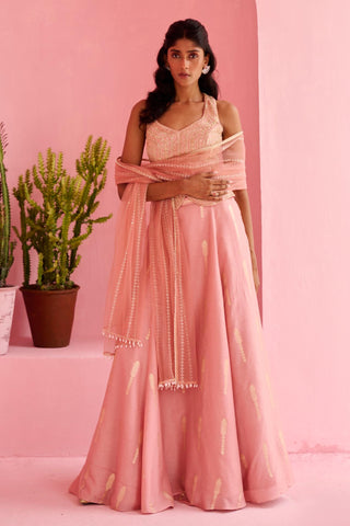 Lehenga Indian Wedding - Peach Amal Lehenga by Chamee & Palak