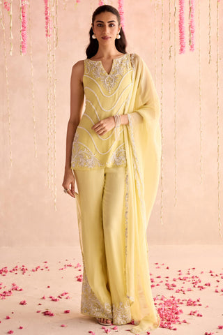 Yellow carnation under bloom kurta set