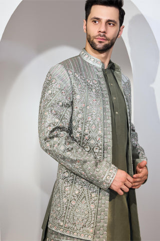 Green indo with kurta and pant