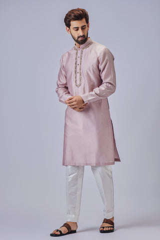 Purple neckline round kurta with pant