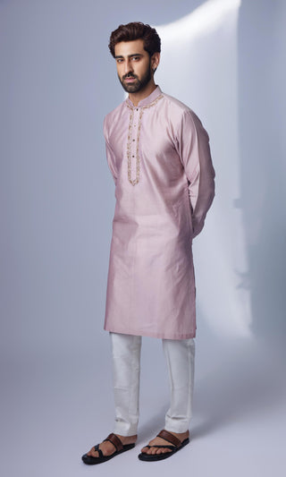 Purple neckline round kurta with pant