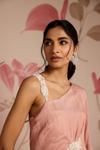 Pink clover under bloom kaftan