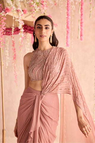 Pink nargis under bloom concept saree