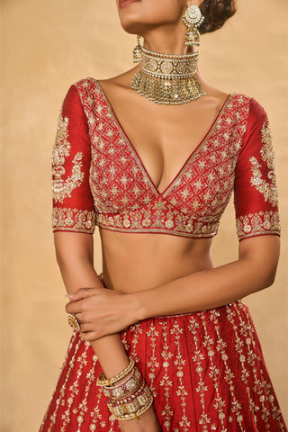 Lehenga Set Indian Wedding Red Mohini Lehenga Set by Chamee & Palak