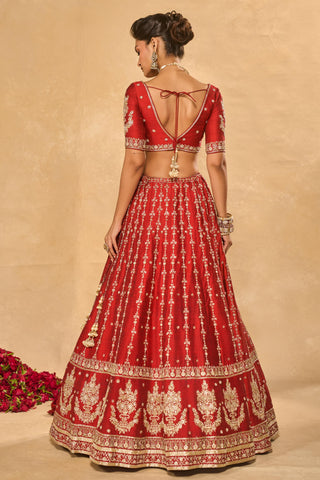Lehenga Set Indian Wedding Red Mohini Lehenga Set by Chamee & Palak