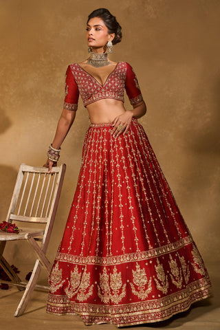 Lehenga Set Indian Wedding Red Mohini Lehenga Set by Chamee & Palak