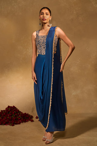 Slit Saree Indian Wedding – Blue Lekha Saree by Chamee & Palak
