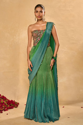 Saree Set Indian Wedding – Green Asma Saree by Chamee & Palak