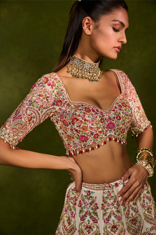 Lehenga Set Indian Wedding Ivory Saisha Lehenga Set by Chamee & Palak
