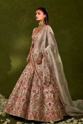 Lehenga Set Indian Wedding Ivory Saisha Lehenga Set by Chamee & Palak