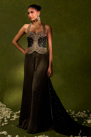 Kurta Set Indian Wedding – Black Naina Set by Chamee & Palak