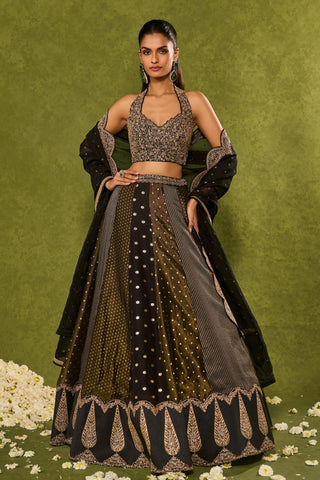 Lehenga Set Indian Wedding Black Nandana Lehenga by Chamee & Palak