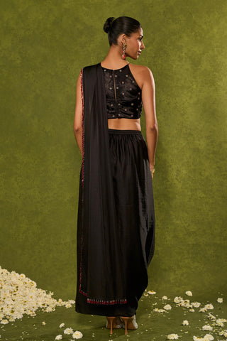 Saree Indian Wedding – Black Aanya Saree Set by Chamee & Palak
