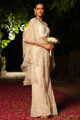 Ivory dil se nysa cape set