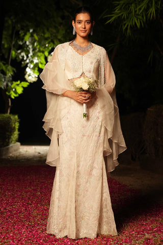 Ivory dil se nysa cape set