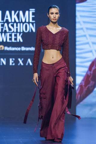 Blouse Contemporary Wear - Maroon knit by Essé