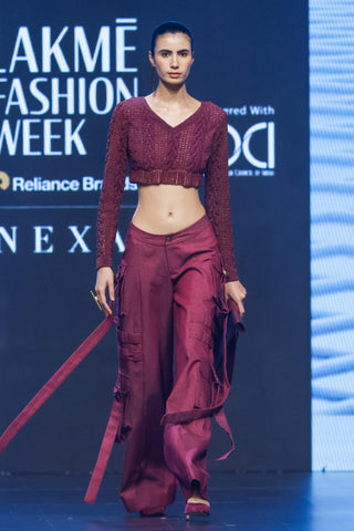 Blouse Contemporary Wear - Maroon knit by Essé