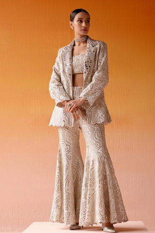 Aaina Jacket Set for Indian Wedding – Ivory Scallop Design by Twenty Nine