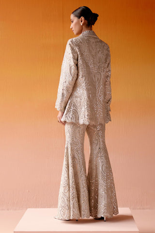 Aaina Jacket Set for Indian Wedding – Ivory Scallop Design by Twenty Nine