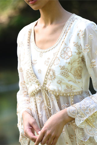 White gaatha short anarkali kurta set