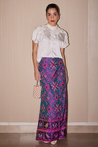 Co ord set for Contemporary Wear – White 3D Floral Patola Style by Twenty Nine