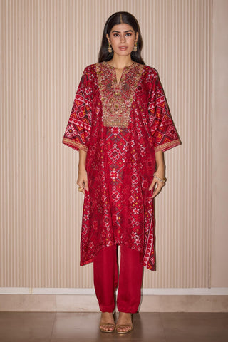 Kurta pant set for Contemporary Wear – Red Long Kurta Elegance by Twenty Nine