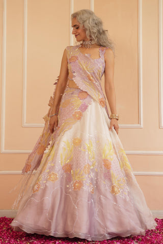 Ivory dil se arya lehenga