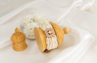 Bracelet Pastel Wear - White Koshi Pearl Bracelet by Putstyle
