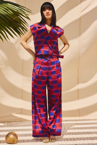 Multicolor checkmate chic art zip vest